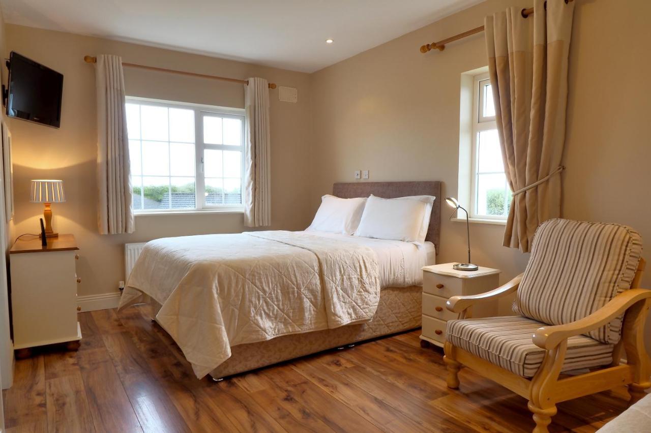 Hillcrest Luxury Apartment Kilrush Eksteriør billede