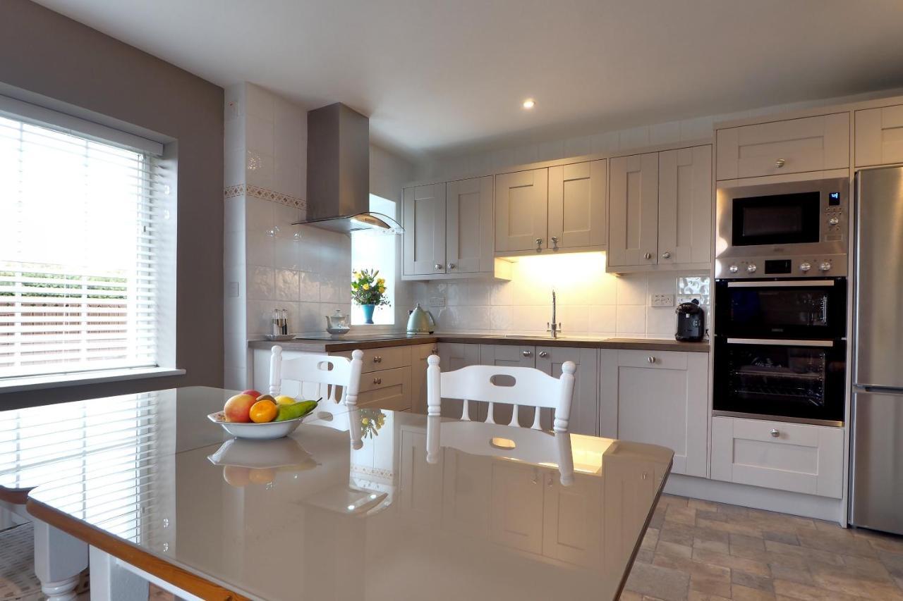 Hillcrest Luxury Apartment Kilrush Eksteriør billede